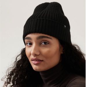 Tahoe Beanie - black - NWT